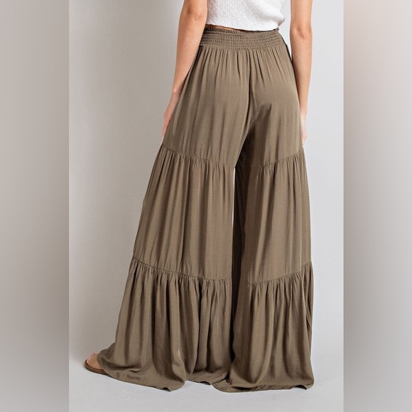 Tiered Wide Leg Palazzo Pants with Waist Tie - eesome - Picture 2 of 2